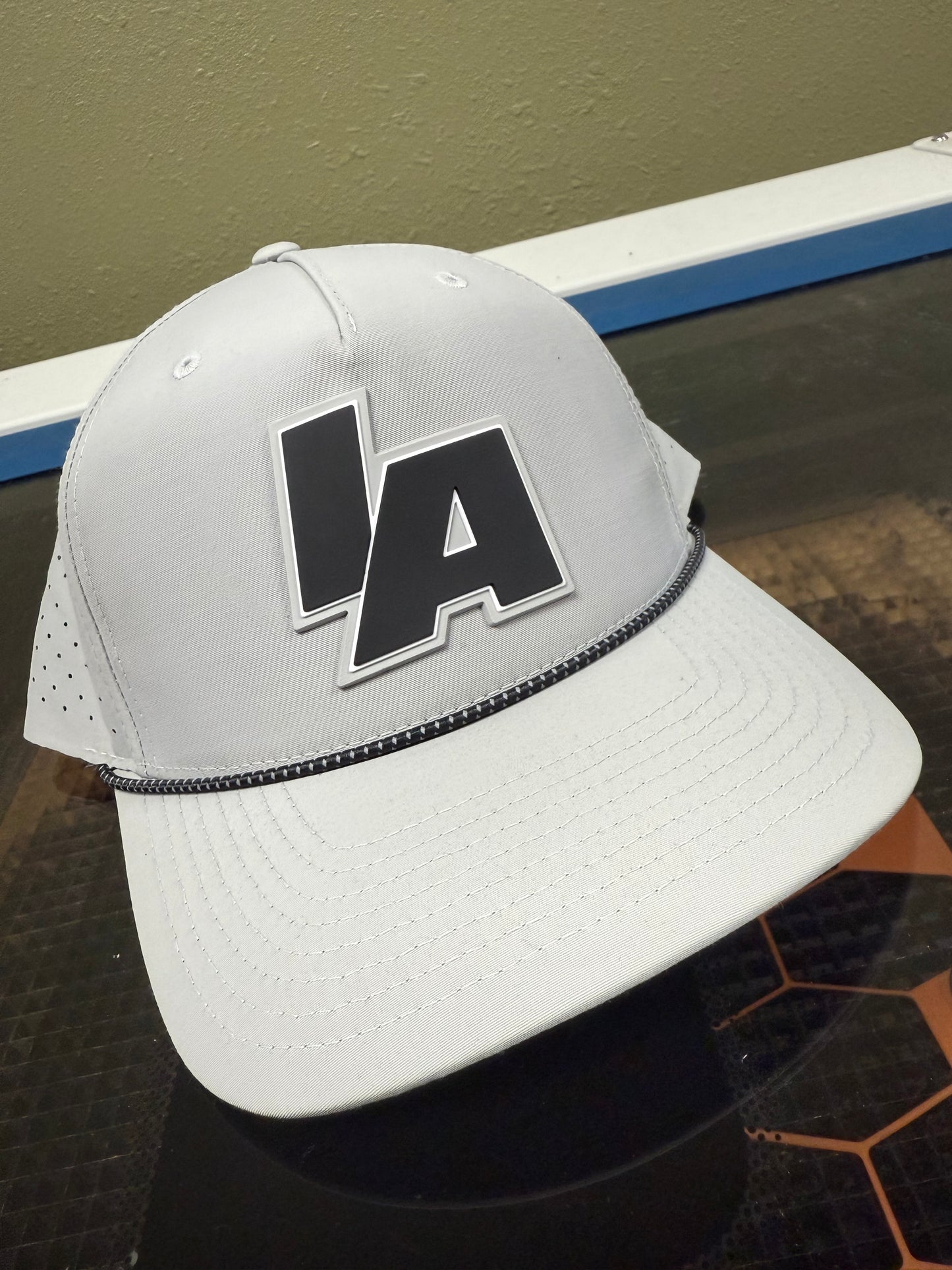 Light gray string hat